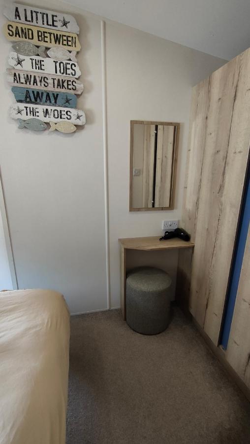 3 Bedroom Stylish Caravan - Vans With Business Sign Not Allowed Port Seton Eksteriør bilde